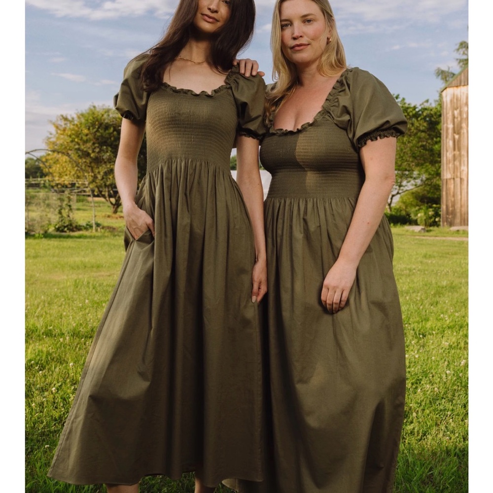 TRADLANDS Goldie Smocked MIDI Dress KELP Green XL